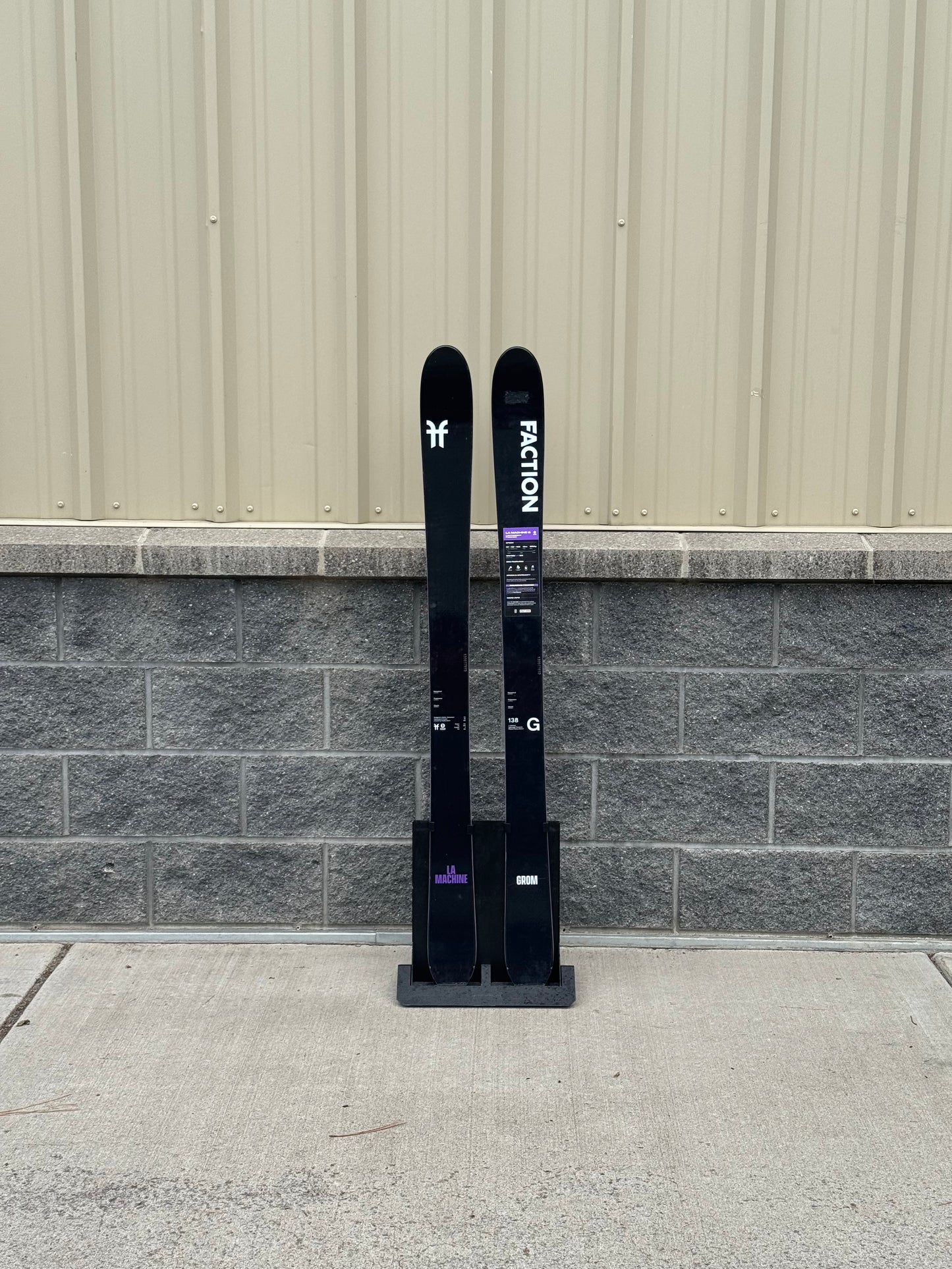 Faction La Machine Grom
